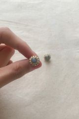 Hoa tai D1635 Đá xám tròn viền ngọc