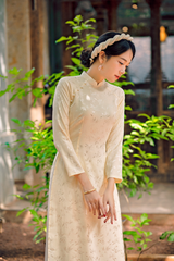 Áo dài Truyền thống Gấm Khuê Gia - Kem nhạt