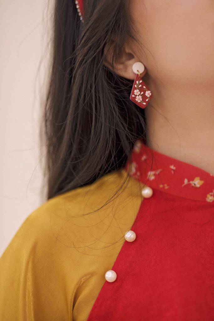 Hoa tai DN140 Đất nung hoa đỏ đô hình thoi