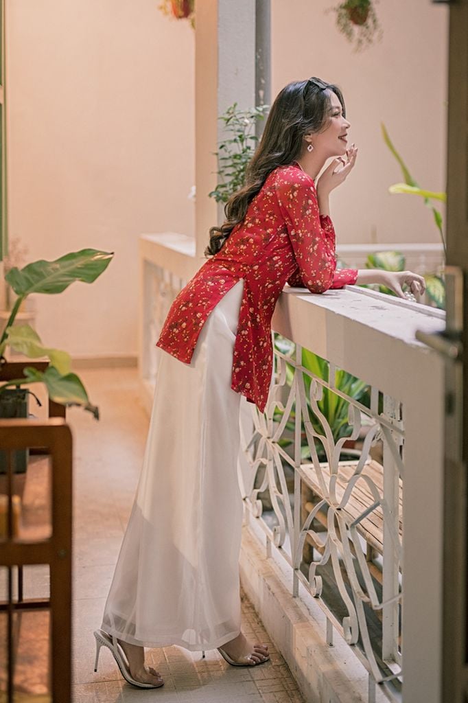 Áo bà ba Cách tân Út Ráng - Hoa đỏ