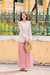 Quần Vân Chi - Hồng