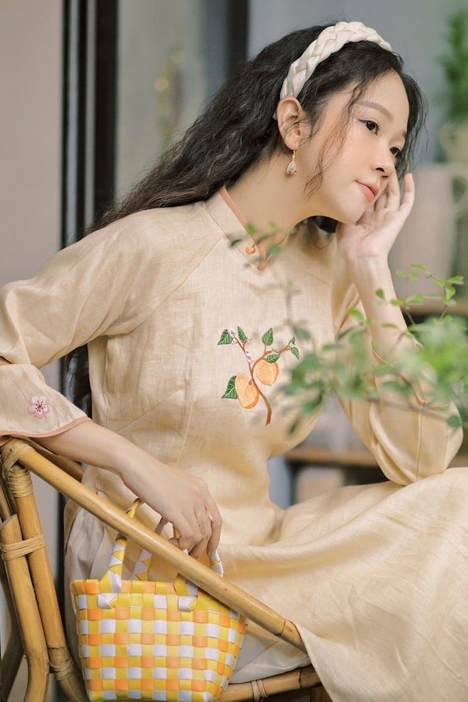 Áo dài linen Thêu tay Đào Hoa