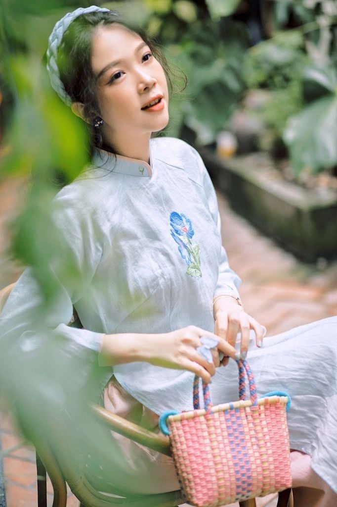 Áo dài linen Thêu tay Dương Hoa