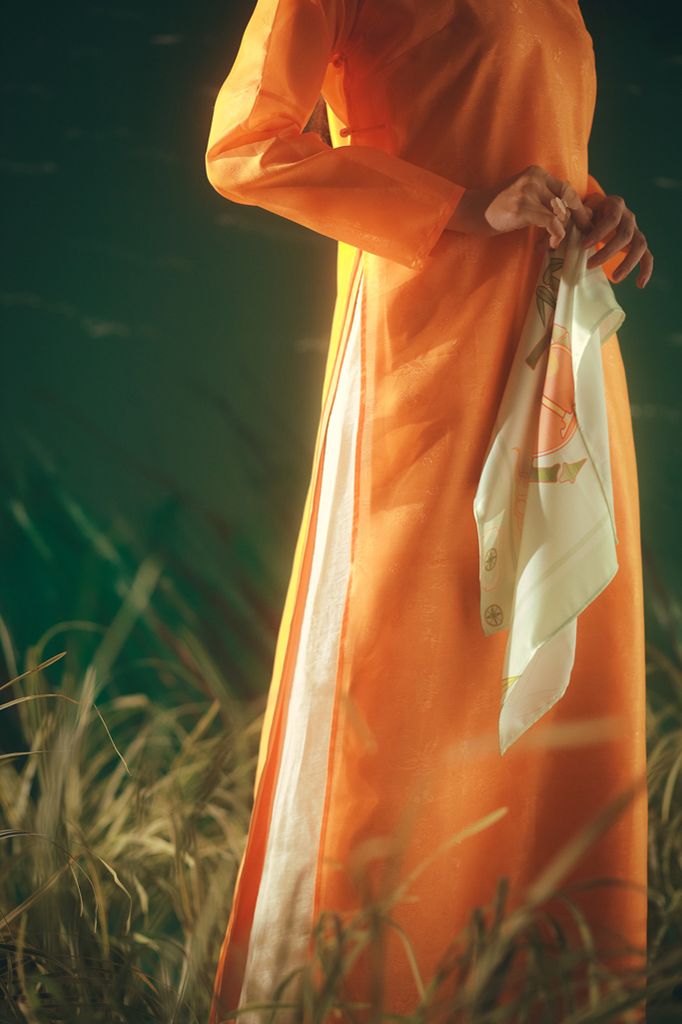 Áo dài Kiểu Xưa Xuân Đình Nguyệt - Cam bình minh