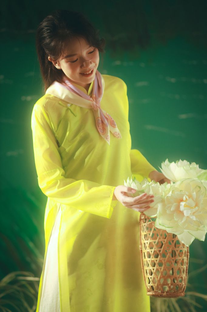 Áo dài Kiểu Xưa Xuân Đình Nguyệt - Xanh mạ non