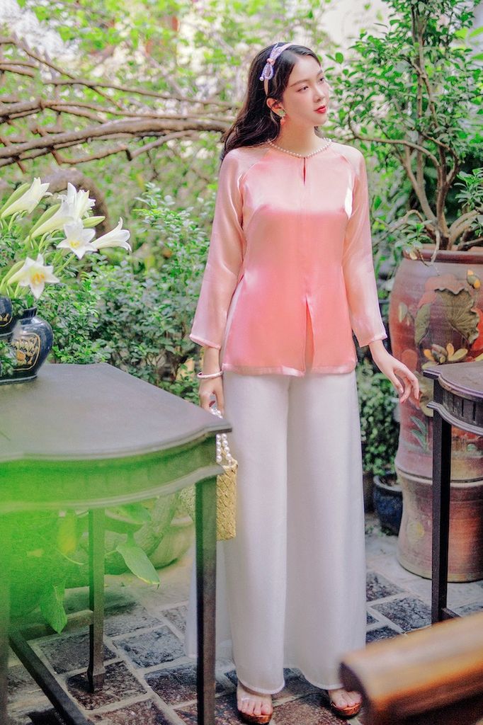 Quần Vân Chi - Trắng
