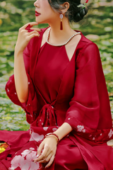Đầm cổ yếm Sơn Trà đính hạt ngọc - Đỏ