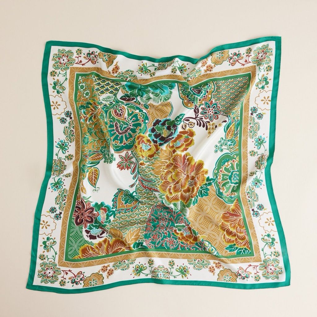 Khăn lụa Vườn Thượng Uyển Stella Silk