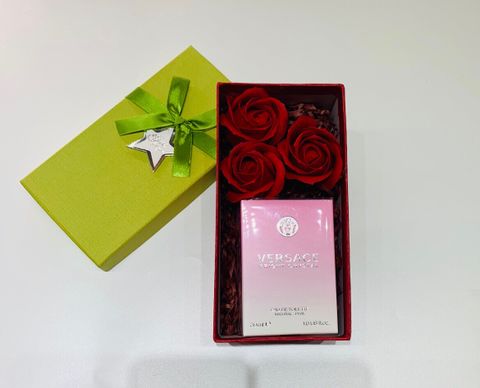 Hộp quà tặng nước hoa Versace hồng 30ml