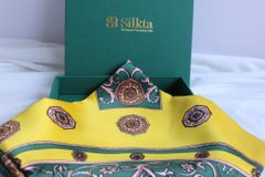 Khăn lụa tơ tằm tự nhiên Việt Nam Màu vàng 90*90cm