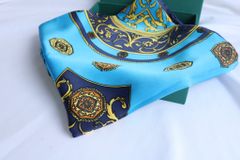 Khăn lụa tơ tằm tự nhiên Việt Nam Màu Xanh Blue 90*90cm