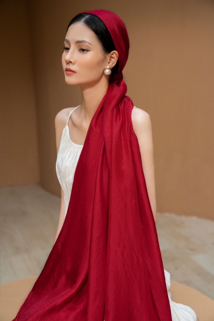 Khăn lụa trơn dài màu hồng Rose