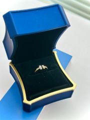 Nhẫn vàng hồng 18K 12 kim cương tấm tự nhiên