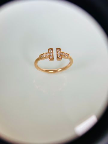 Nhẫn vàng hồng 18K 12 kim cương tấm tự nhiên