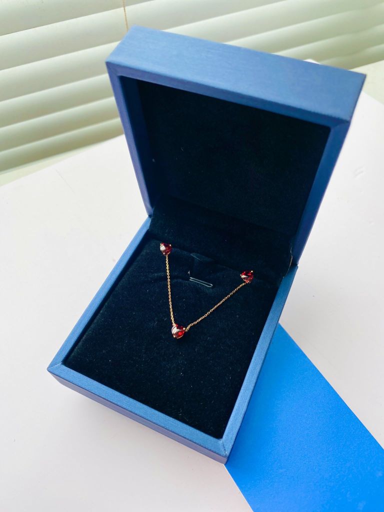 Hoa tai vàng 10K mặt đá Garnet sz 5x3.5 HRBD-008