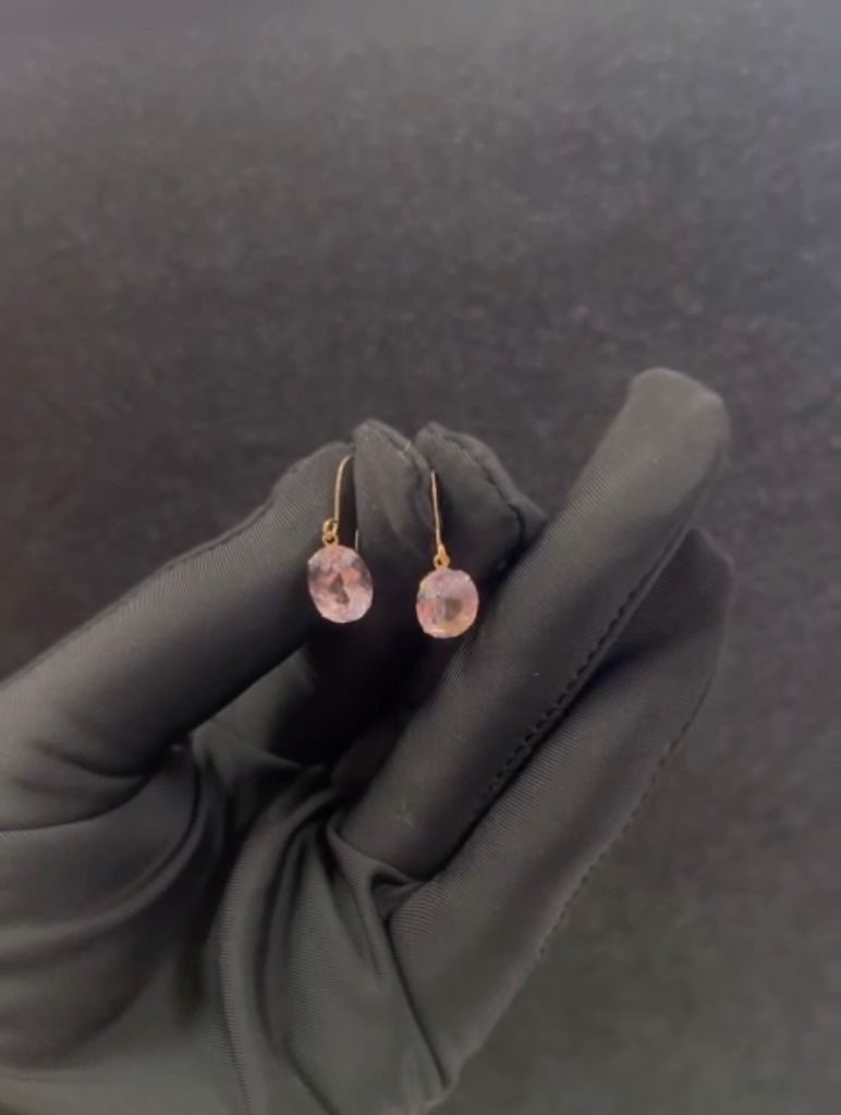 Hoa tai đá Amethyst