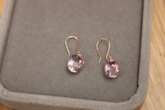 Hoa tai đá Amethyst