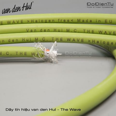 van-den-hul-the-wave