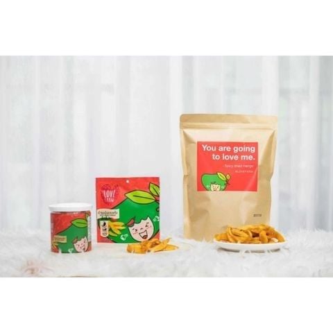  Xoài sấy cay Love Farm 120 g 