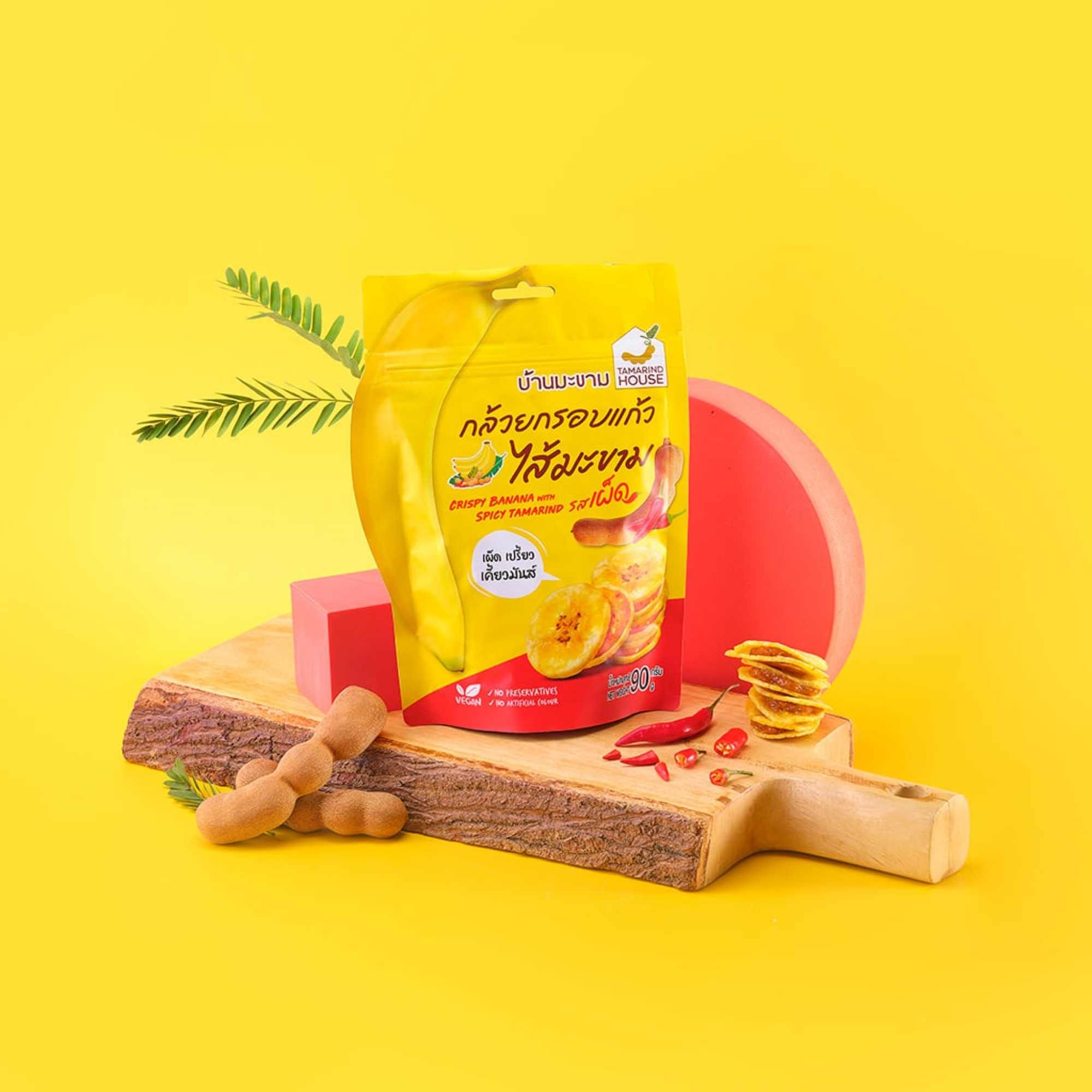  Chuối sấy giòn nhân mứt me cay Tamarind House 90g 