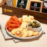  Wine & Charcuterie Wooden Tray / Khay Thịt Nguội và Rượu Vang Tinh Tế 