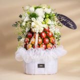  Tháp Táo Đỏ Envy Và Hoa Tone Trắng Sang Trọng 