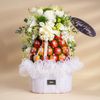 Phần Quà Flower And Red Apple Gift Basket sang trọng tại Farmers Market