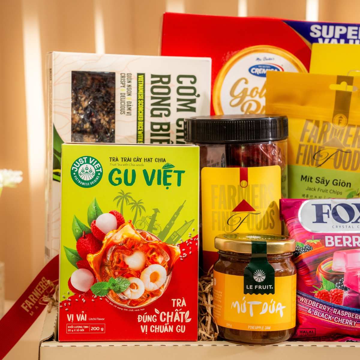  Giỏ Quà Ăn Vặt Tone Kem Cơ Bản 