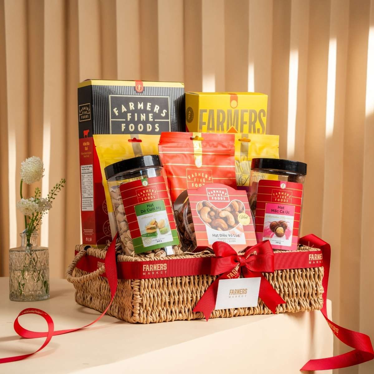  Giỏ Quà Hạt và Khoai Sấy Farmers Fine Foods Tinh Tế 