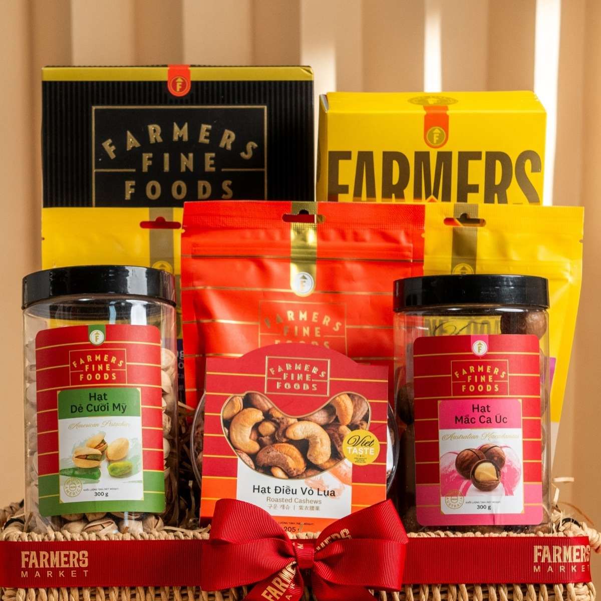  Giỏ Quà Hạt và Khoai Sấy Farmers Fine Foods Tinh Tế 