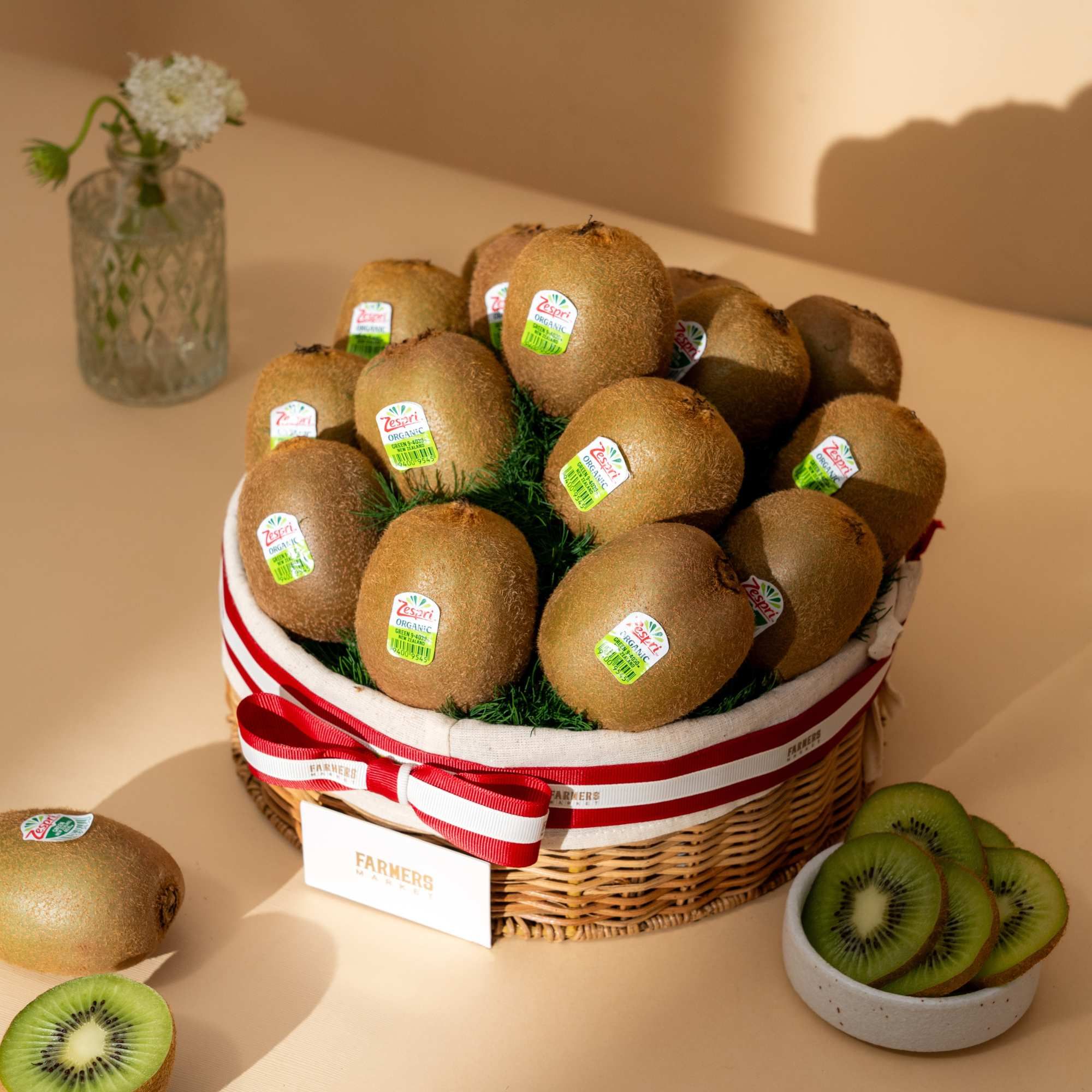  Giỏ Quà Kiwi Xanh Hữu Cơ Tinh Tế 