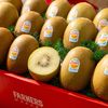 Hộp quà Kiwi vàng tone đỏ tinh tế tại Farmers Market