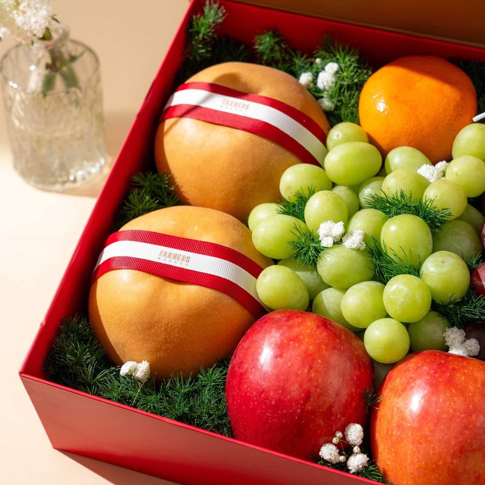  Hộp Quà Trái Cây Tươi Tone Vàng Cơ Bản 