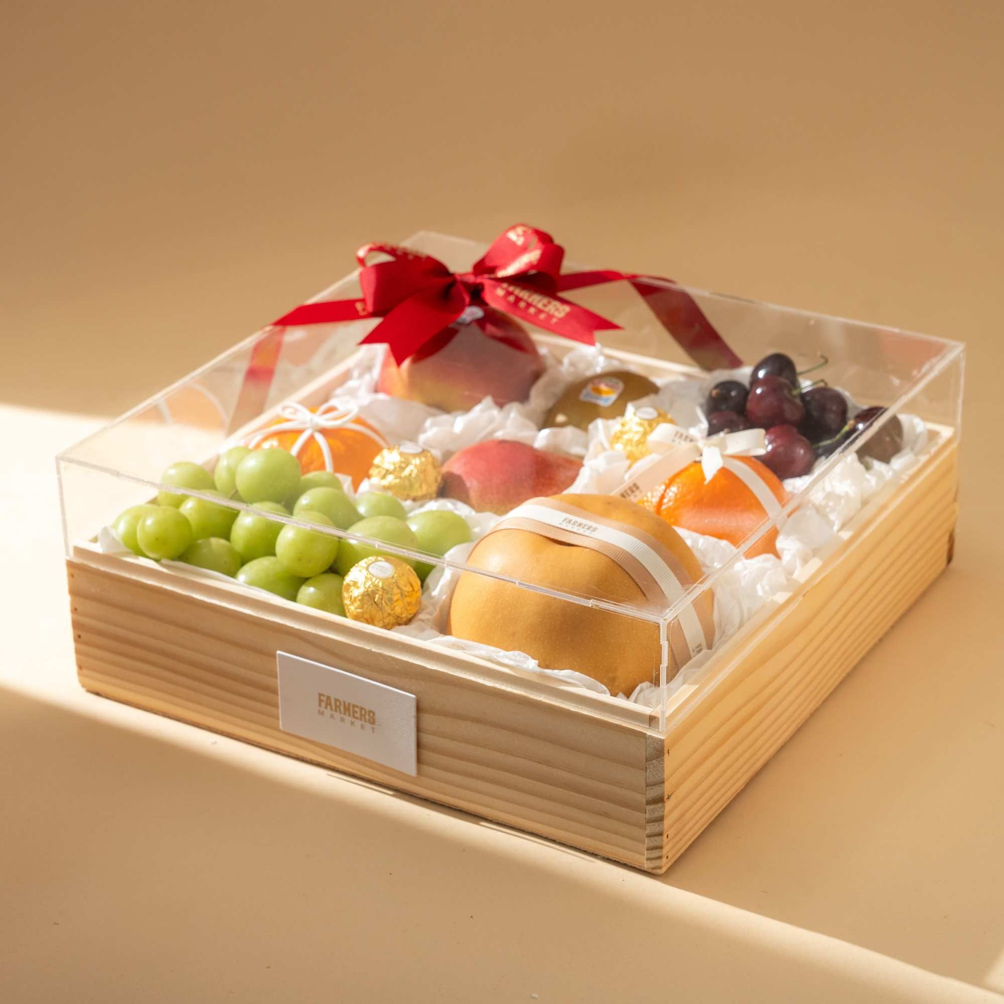  Hộp Quà Trái Cây Tươi Và Socola Tiêu Chuẩn 