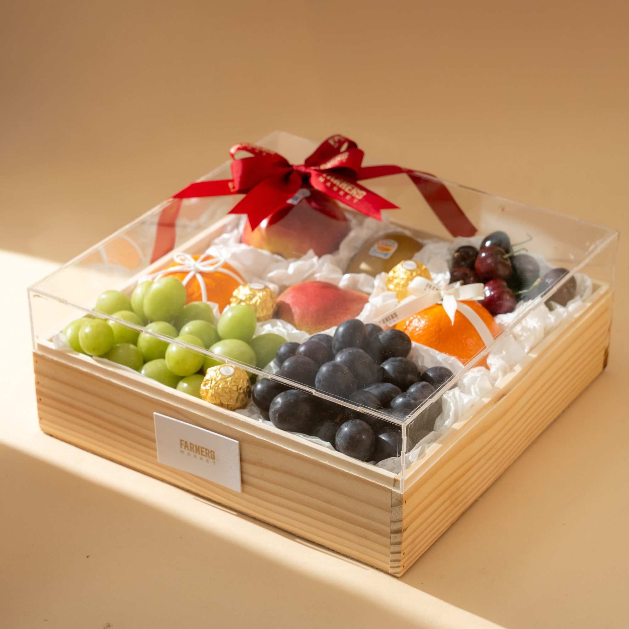  Hộp Quà Trái Cây Tươi Và Socola Tinh Tế 