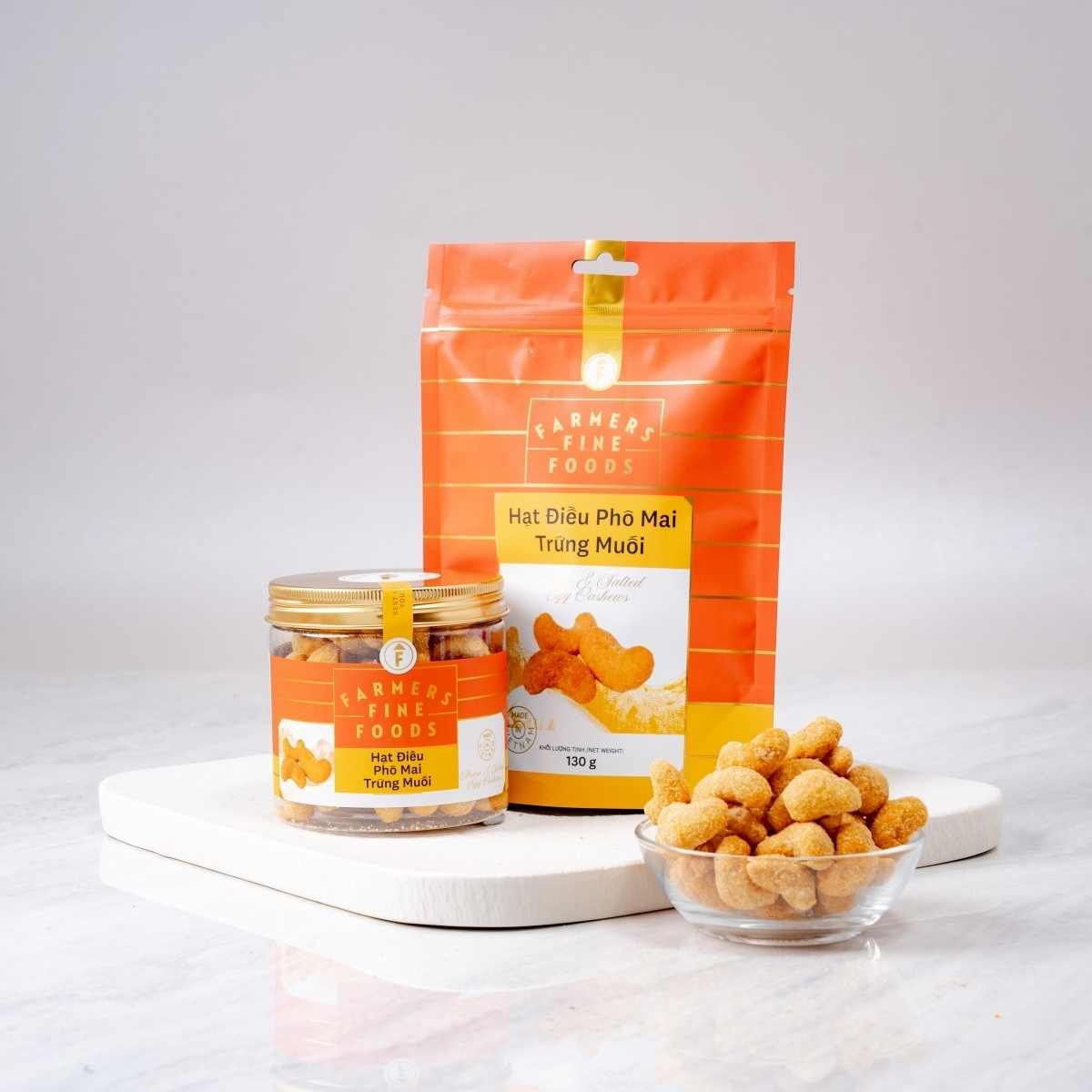  Hạt điều phô mai trứng muối Farmers Fine Foods 130 g 