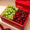 Hộp quà Cherry và Nho xanh tone đỏ thanh lịch tại Farmers Market