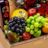  Hộp Quà Trái Cây Và Hoa Hồng Ecuador Đỏ Cao Cấp 