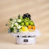  Giỏ Trái Cây Và Sen Trắng Thanh Lịch 