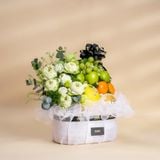  Giỏ Trái Cây Và Sen Trắng Thanh Lịch 