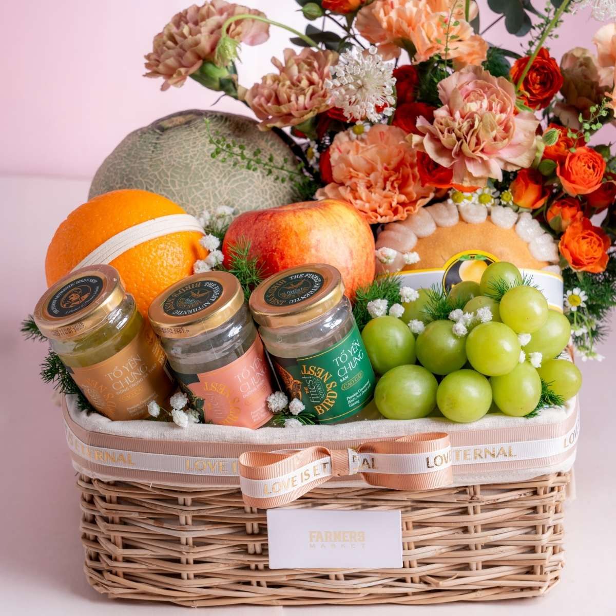  Giỏ Quà Trái Cây, Yến Chưng Và Hoa Tone Vàng Cam Thanh Lịch 