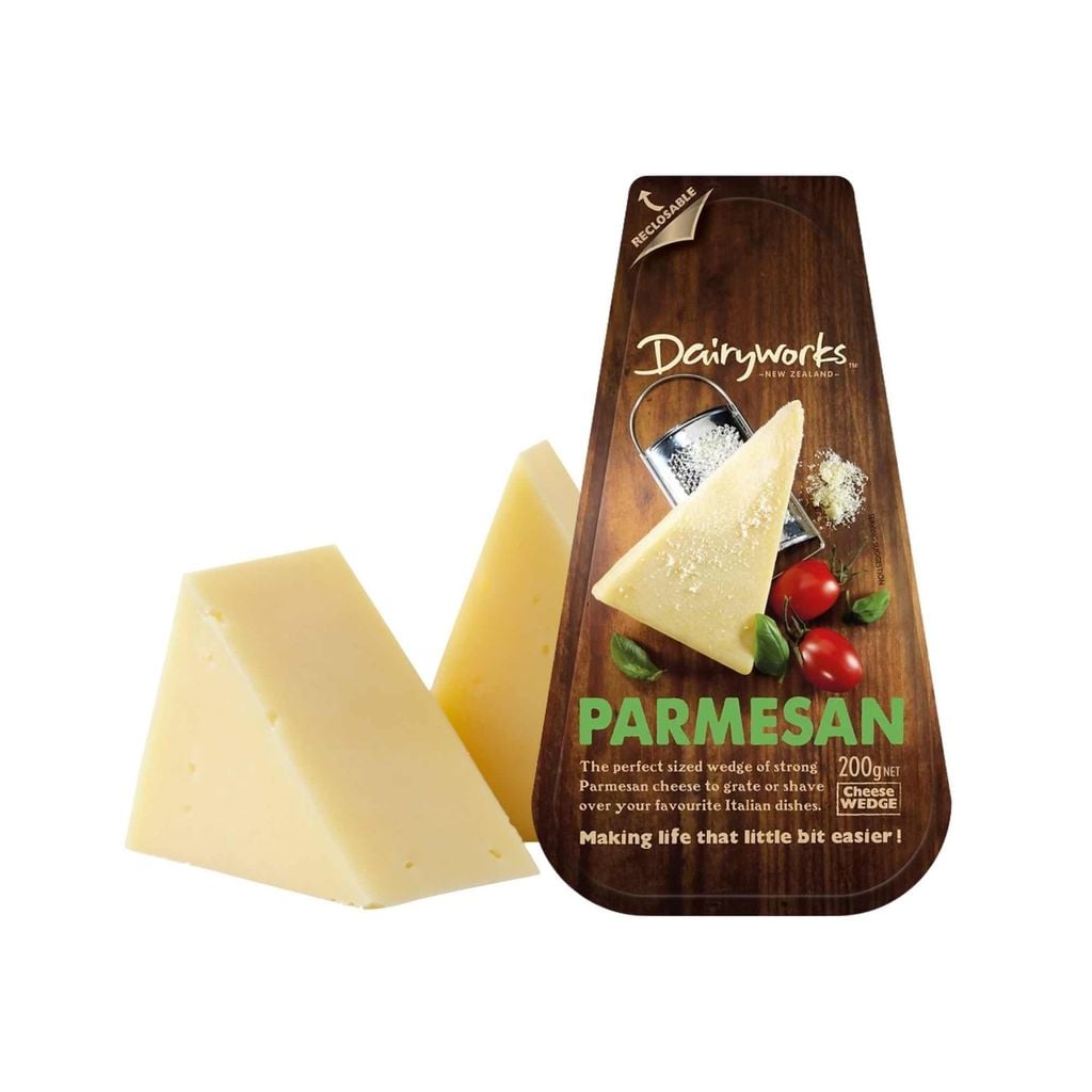  Phô mai khối tự nhiên Parmesan Wedge Dairyworks 200 g 