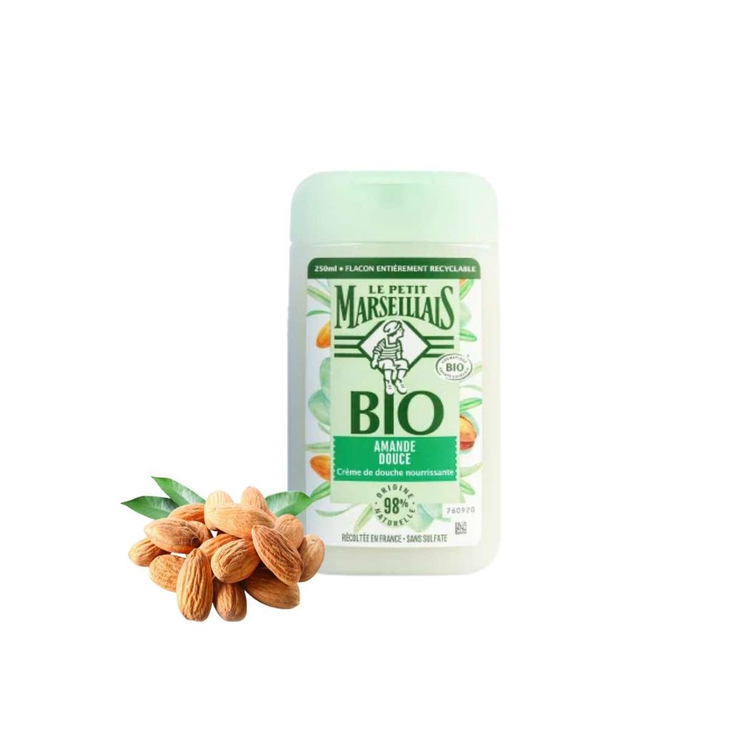  Sữa tắm 98% hữu cơ Le Petit Marseillais hạnh nhân chai 250 ml 
