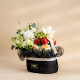  Giỏ Trái Cây Và Hoa Cúc Mẫu Đơn Tone Đen Tinh Tế 