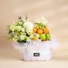 Phần Quà Sympathy Flower Basket sang trọng tại Farmers Market