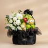 Phần Quà Sympathy Flower Basket sang trọng tại Farmers Market