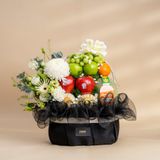  Giỏ Trái Cây Và Cúc Mẫu Đơn Trắng Tone Đen Tinh Tế 