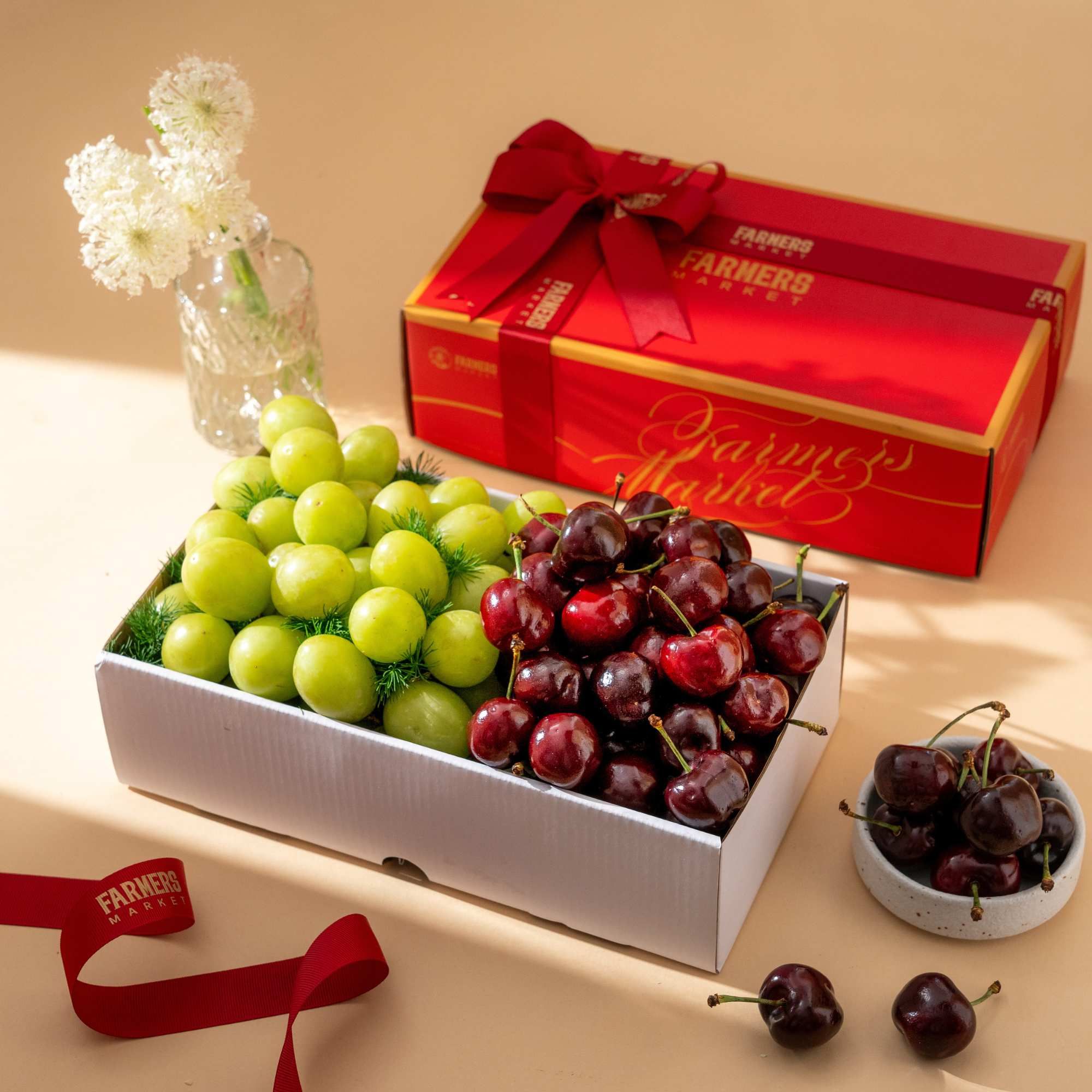  Thùng Cherry Đỏ Và Nho Xanh 1Kg 