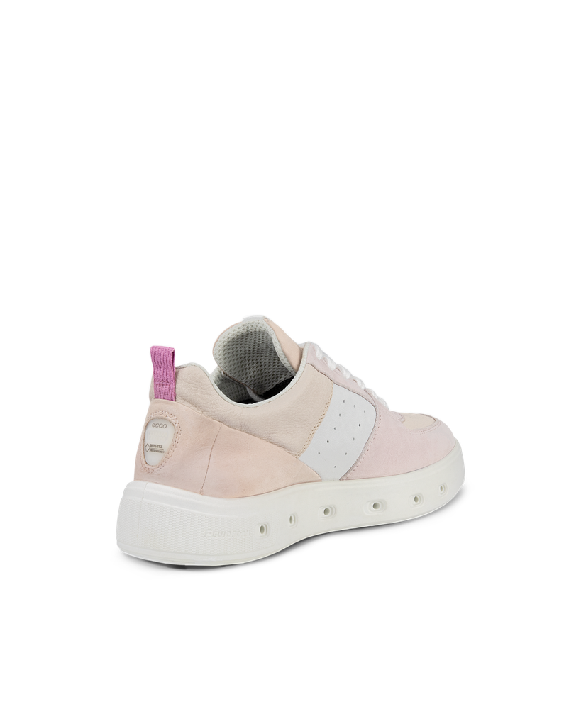 ECCO Street 720 W