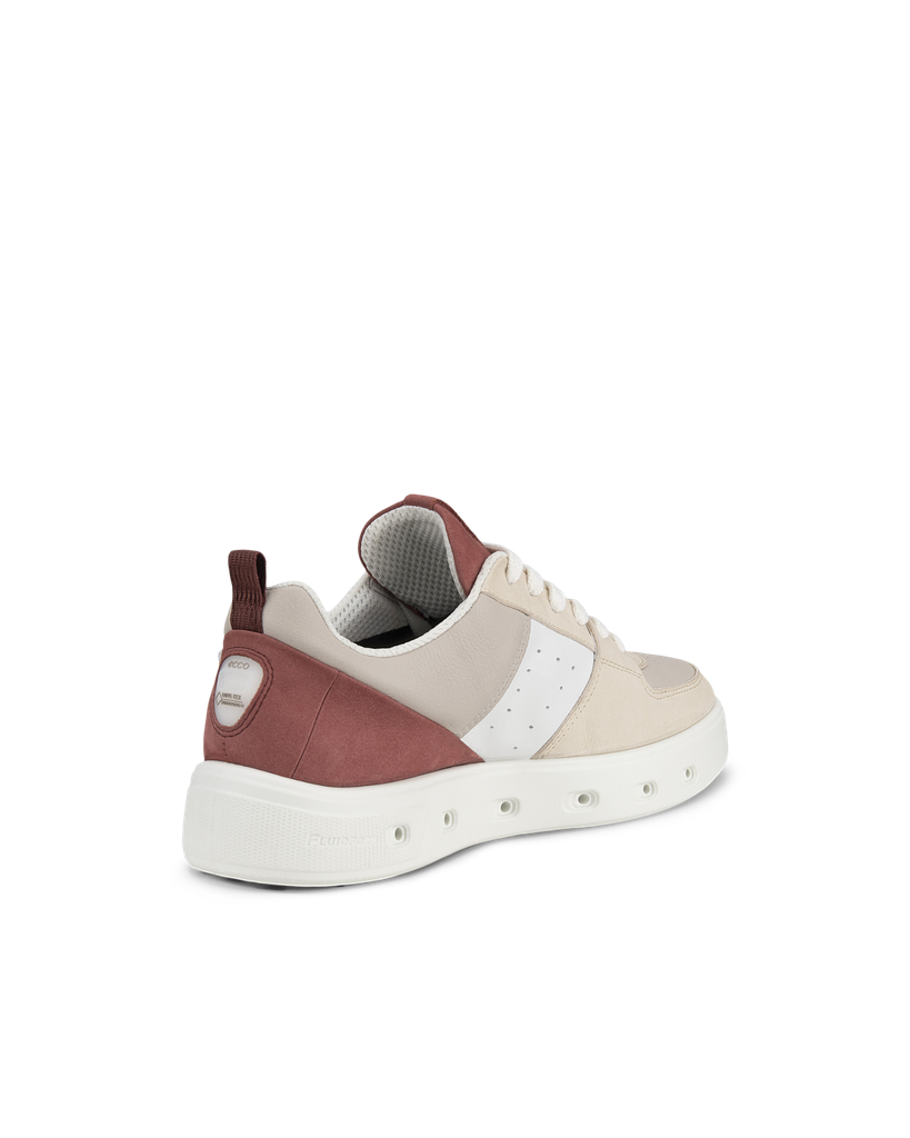 ECCO Street 720 W